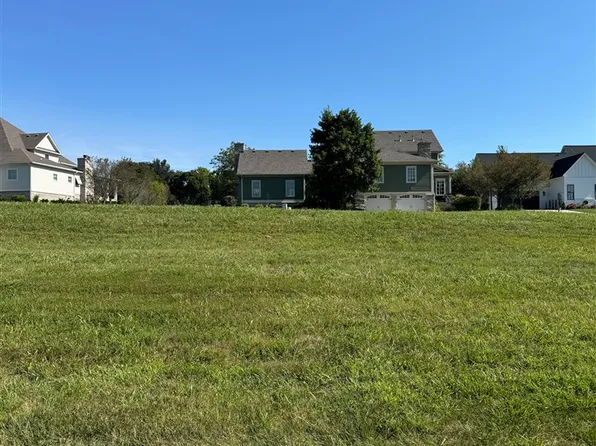 746 Village Way Olde Shr #27, Bowling Green, KY 42103