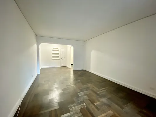 Rented by Compass | media 12