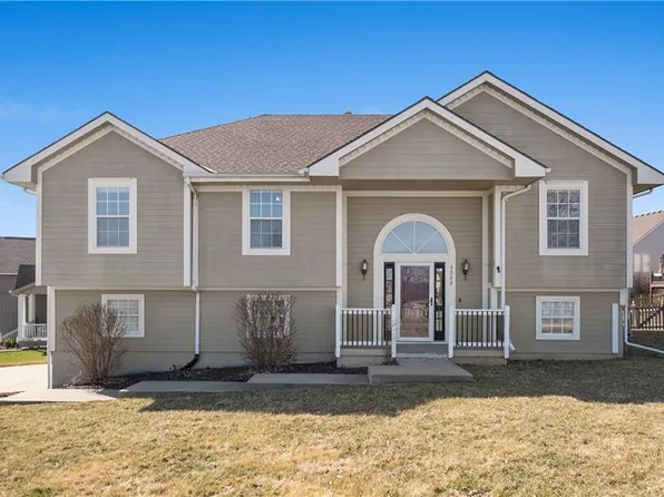 9048 NE 109th St, Kansas City, MO 64157