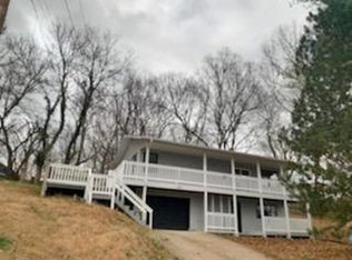 625 S Walnut St, Harrison, AR 72601