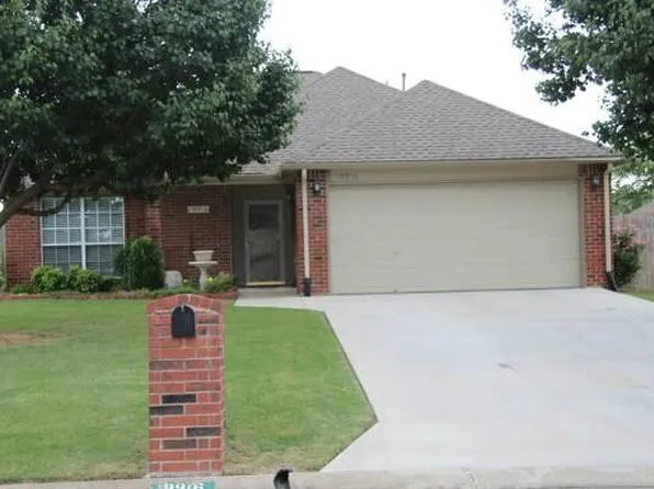 19916 E 38th St S, Broken Arrow, OK 74014
