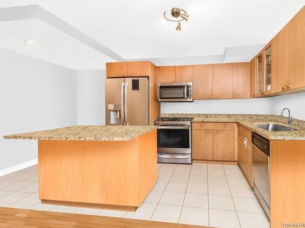 2287 Johnson Avenue image 15 of 15