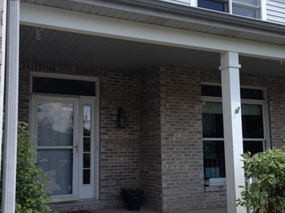 2nd image of 653 Brierwood Ct