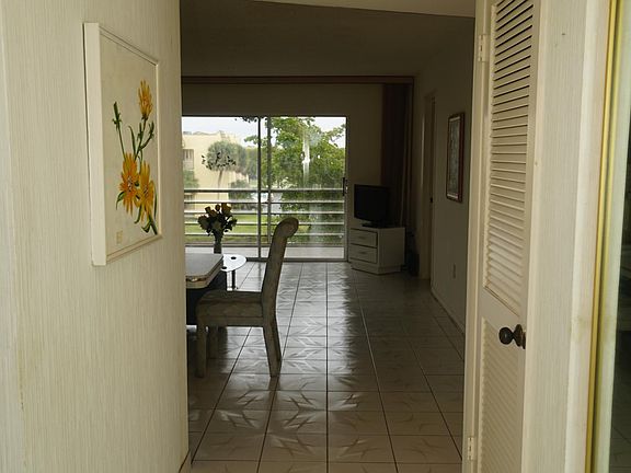 4th image of 8600 Sunrise Lakes Blvd APT 302