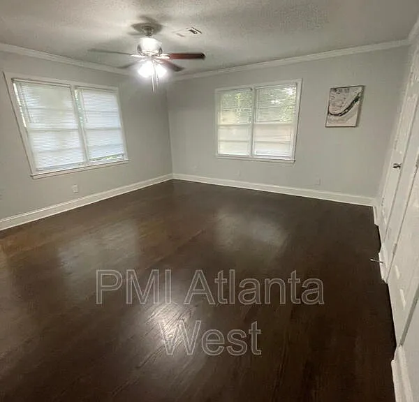 1715 Highland Pl — Photo 7