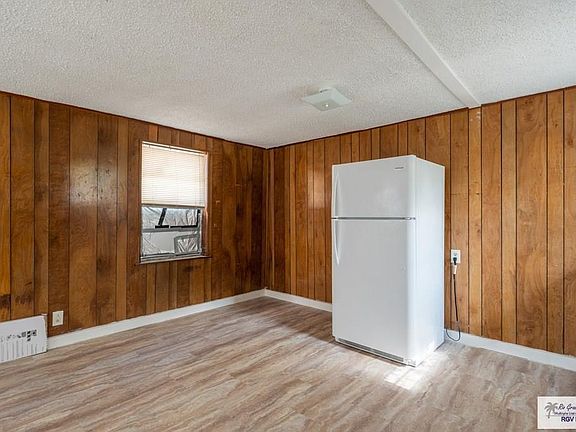 5th image of 24 Midway Dr