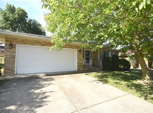8513 Fenway Dr, Parma, OH 44129