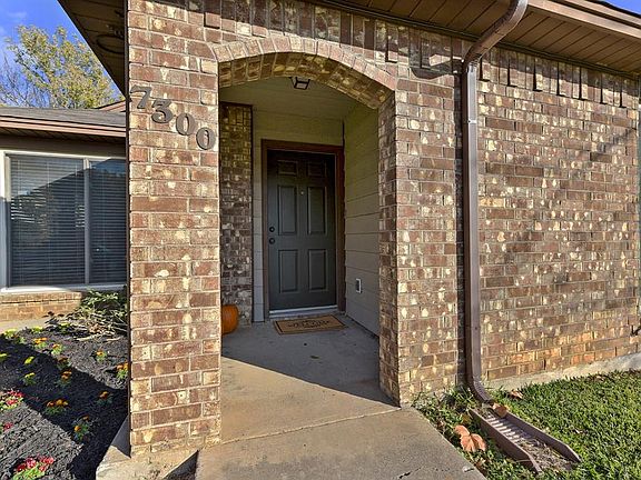 4th image of 7300 Blackthorn Dr