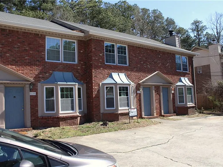1235 Sweet Pine Dr — Photo 38