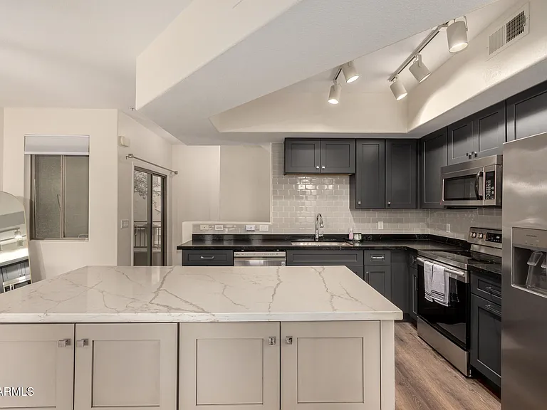240 W Juniper Ave #1010 — Photo 5