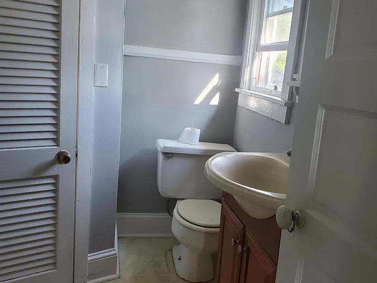 5195 Main St #3 — Photo 15