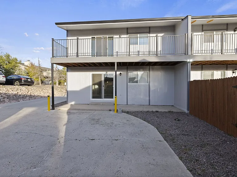 5520 Fiesta Ln #A — Photo 10