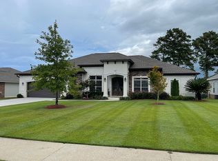 104 Lakeside Dr, Dothan, AL 36301