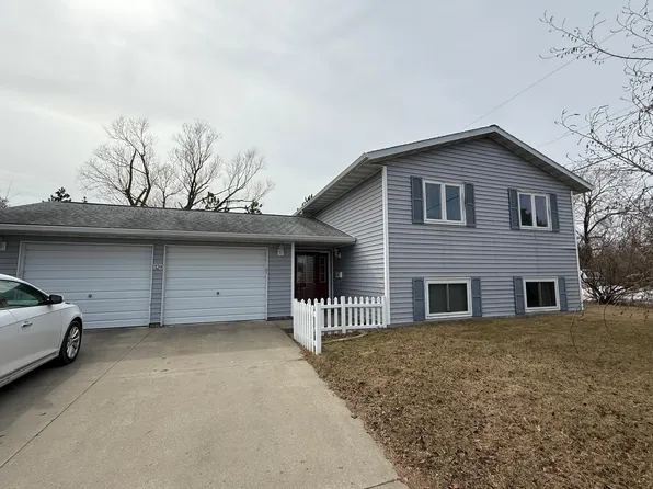 324 25th St NW, Bemidji, MN 56601