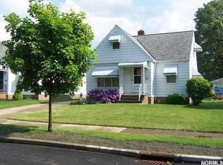 9017 Outlook Dr, Brooklyn, OH