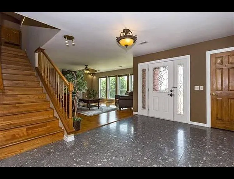 2580 N Karyn Ave — Photo 11