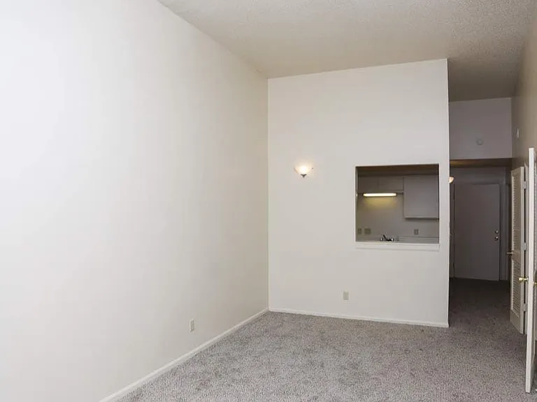 City View Lofts — Photo 25