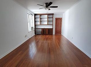 570 82nd St APT 3F, Brooklyn, NY 11209