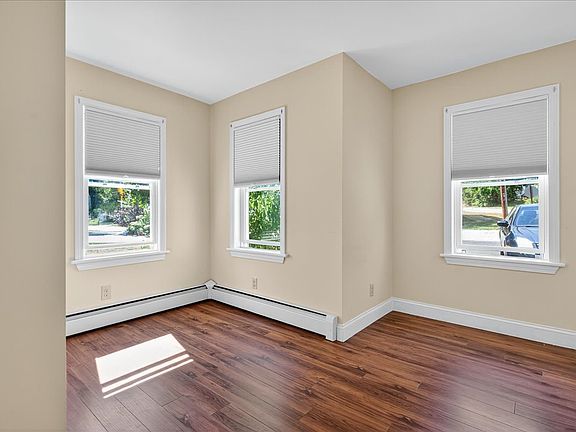 5th image of 184 Saratoga Ave