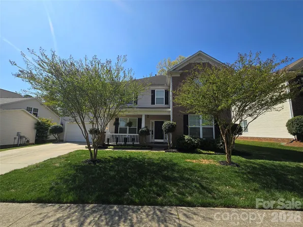 8006 Fine Robe Dr, Indian Trail, NC 28079