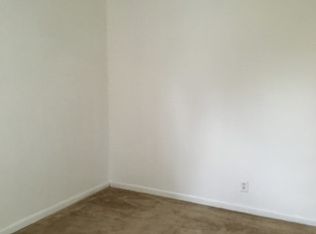 32503 Lydia St #32503, Westland, MI