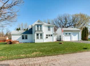 287 10th St, Newport, MN 55055