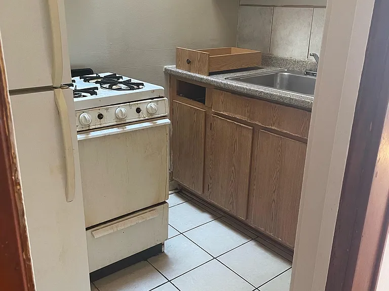 9 Boardman St #8 — Photo 3