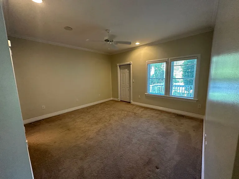 3040 Creek Rd — Photo 14