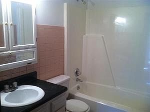 4th image of 4604 Saint Andrews Dr