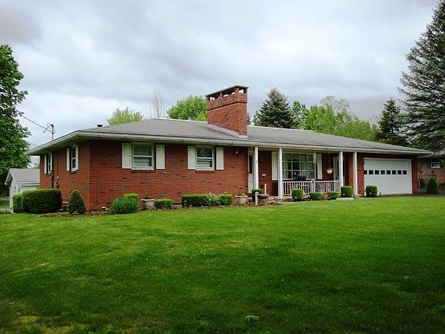 1st image of 527 Fisher Dr