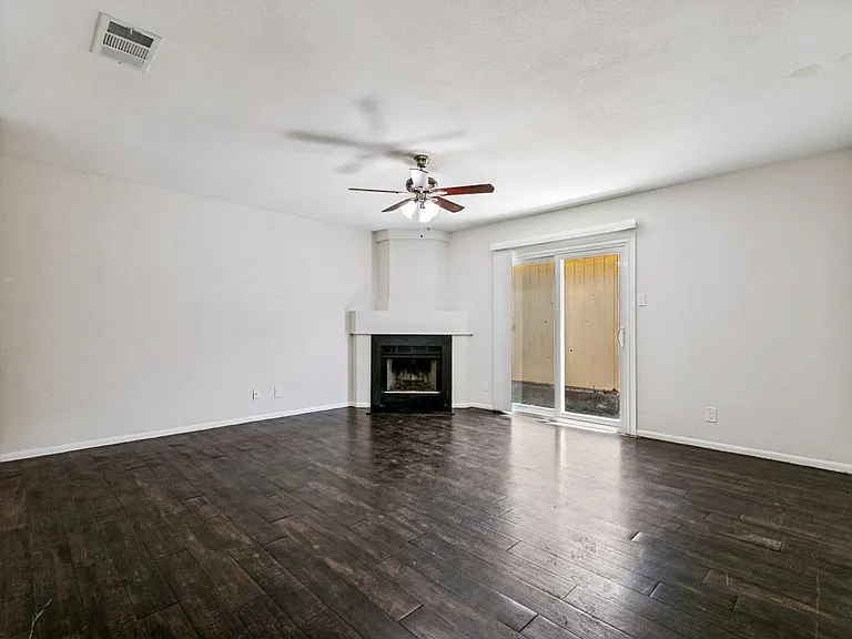 6819 Eden Grove Dr — Photo 2