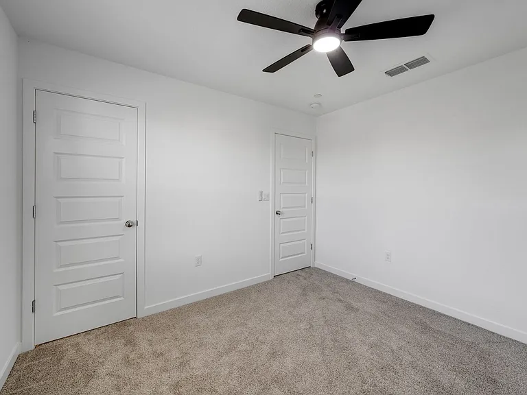 12628 Hereford Ave — Photo 27