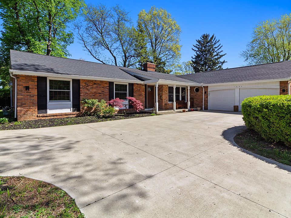 1st image of 1680 Sussex Ct