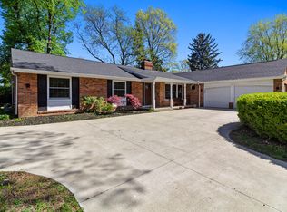 1680 Sussex Ct, Columbus, OH 43220