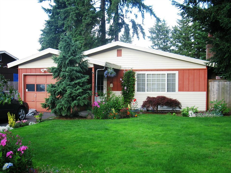 1st image of 15213 25th Ave E
