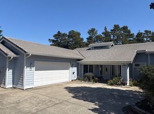 89 Sailors Ravine Ct, Florence, OR 97439