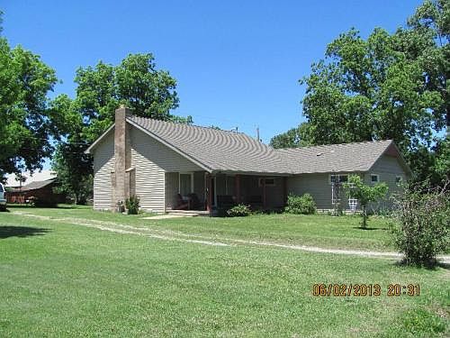 2nd image of 3250 Sunny Ln