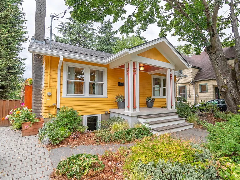 1927 SE 35th Pl — Photo 38