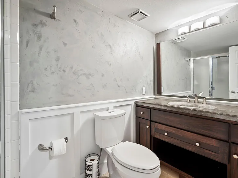 3640 Tapestry Ter — Photo 32