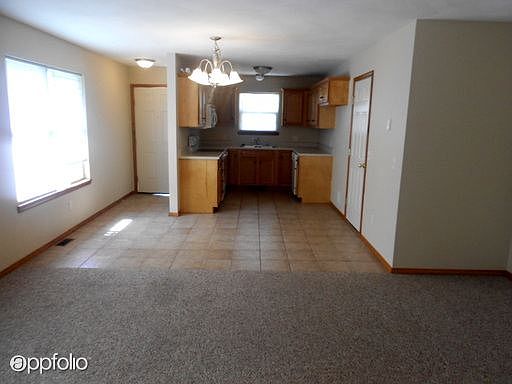 2nd image of 1162 N Northwood Ave