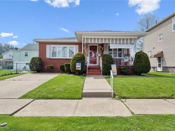 185 Center St, Springdale, PA 15144