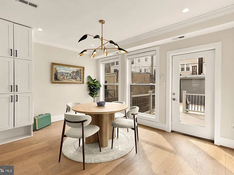 432 Emerson St NW — Photo 20