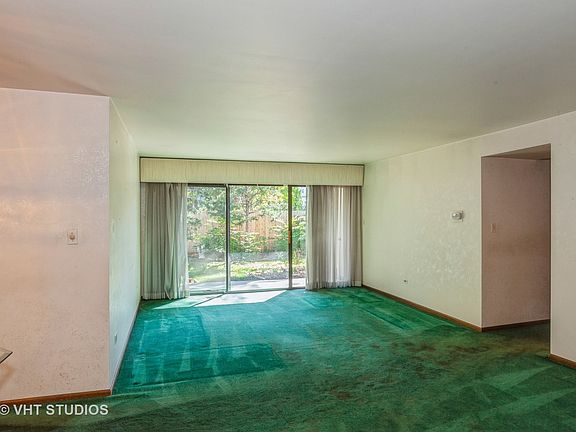 2nd image of 5840 Doe Cir #5840