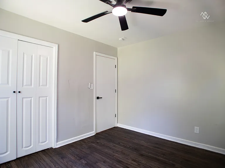 8321 Olive St — Photo 15