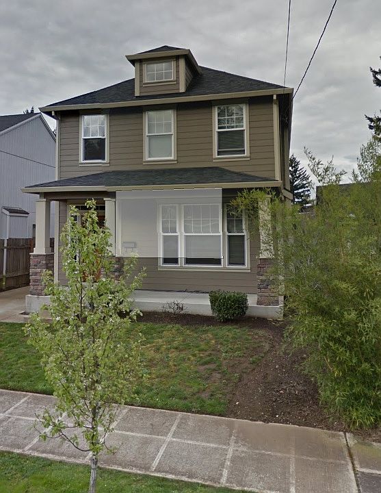 2nd image of 5025 SE 63rd Ave