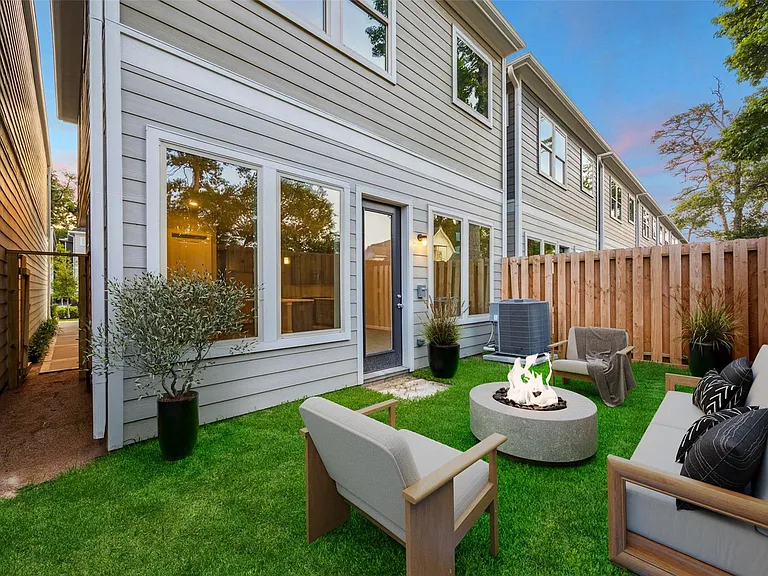 810 Glowing Dawn Dr — Photo 16