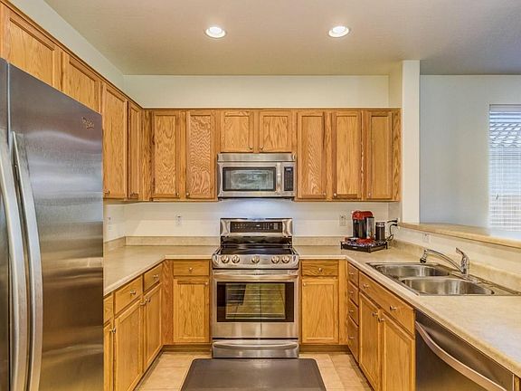 5th image of 17693 W Maricopa St