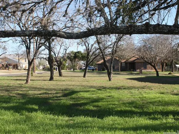 7727 Linkside St, San Antonio, TX 78240