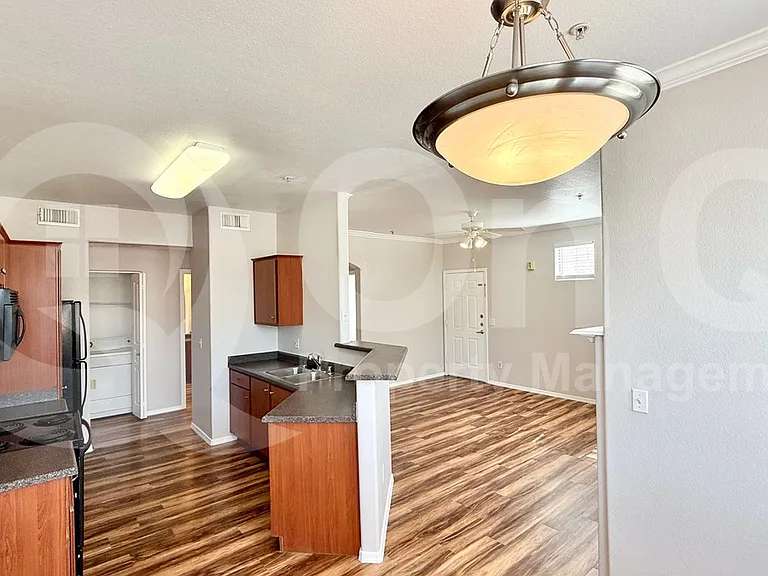 1941 S Pierpont Dr #2072 — Photo 4