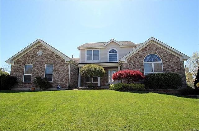 Welcome to 1329 Hamden Ct. in Westborough!